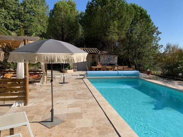Villa Le Petit Chene à Le Castellet  Extérieur photo